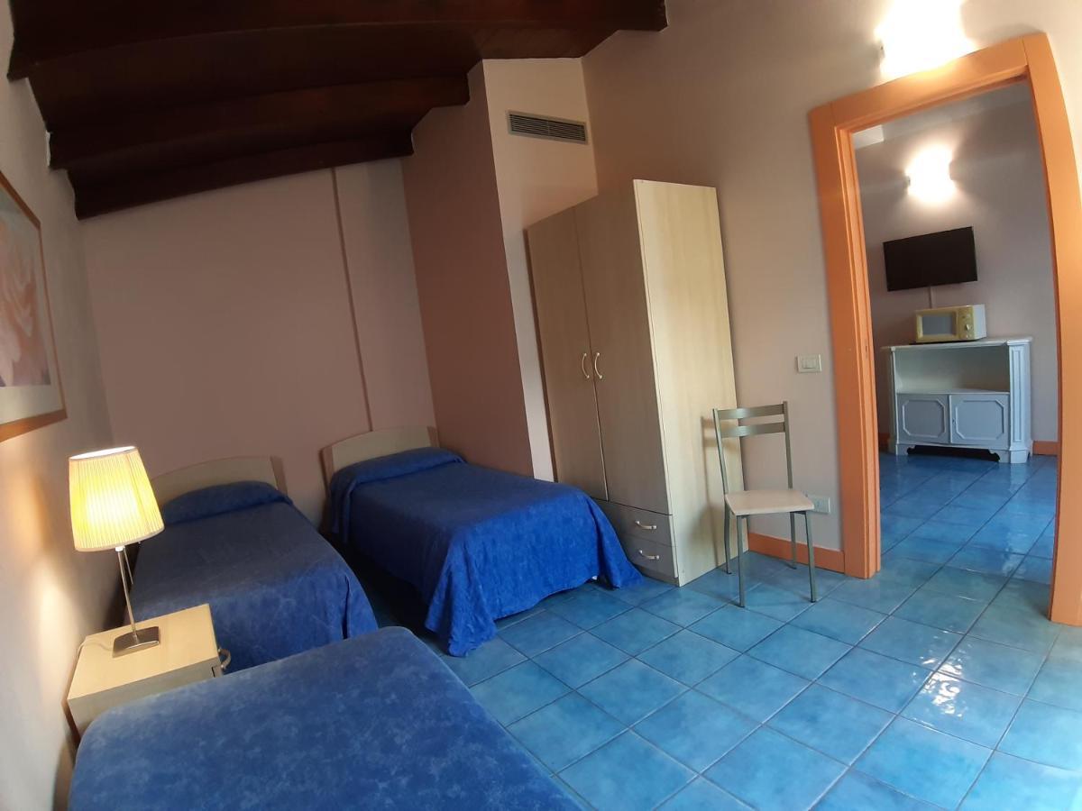 Esperidi Resort Sorrento Esterno foto