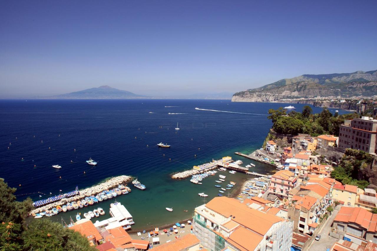 Esperidi Resort Sorrento Esterno foto